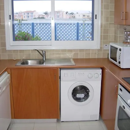 Apartament Iris Village Universal Pafos
