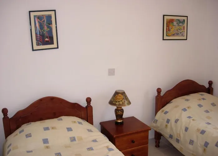 Apartament Iris Village Universal Paphos